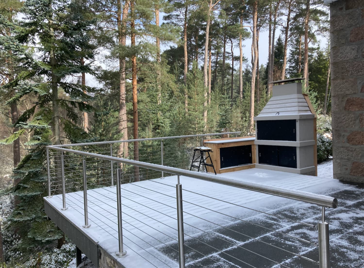 ما هي المشاكل الشائعة مع الدرابزينات الأسلاك؟