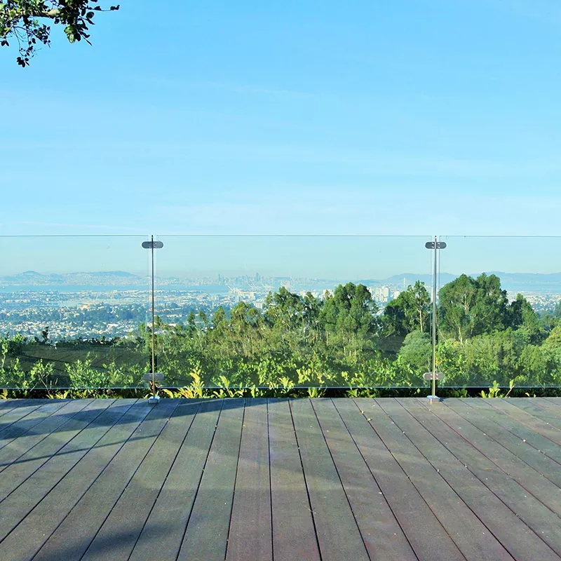 درابزين سطح الزجاج