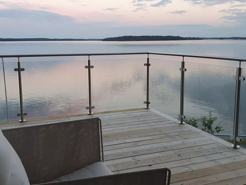 Glass Deck Railing